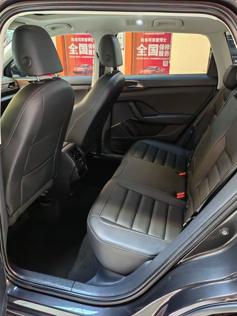Volkswagen Tharu 2022 car image #6