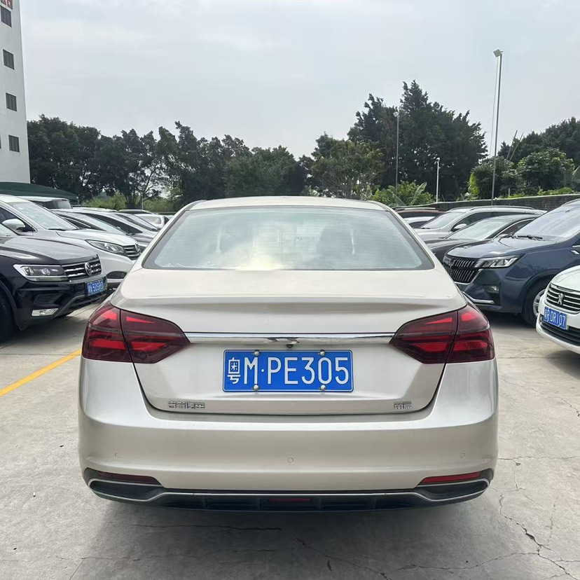 GEELY Emgrand 2020 car image #9