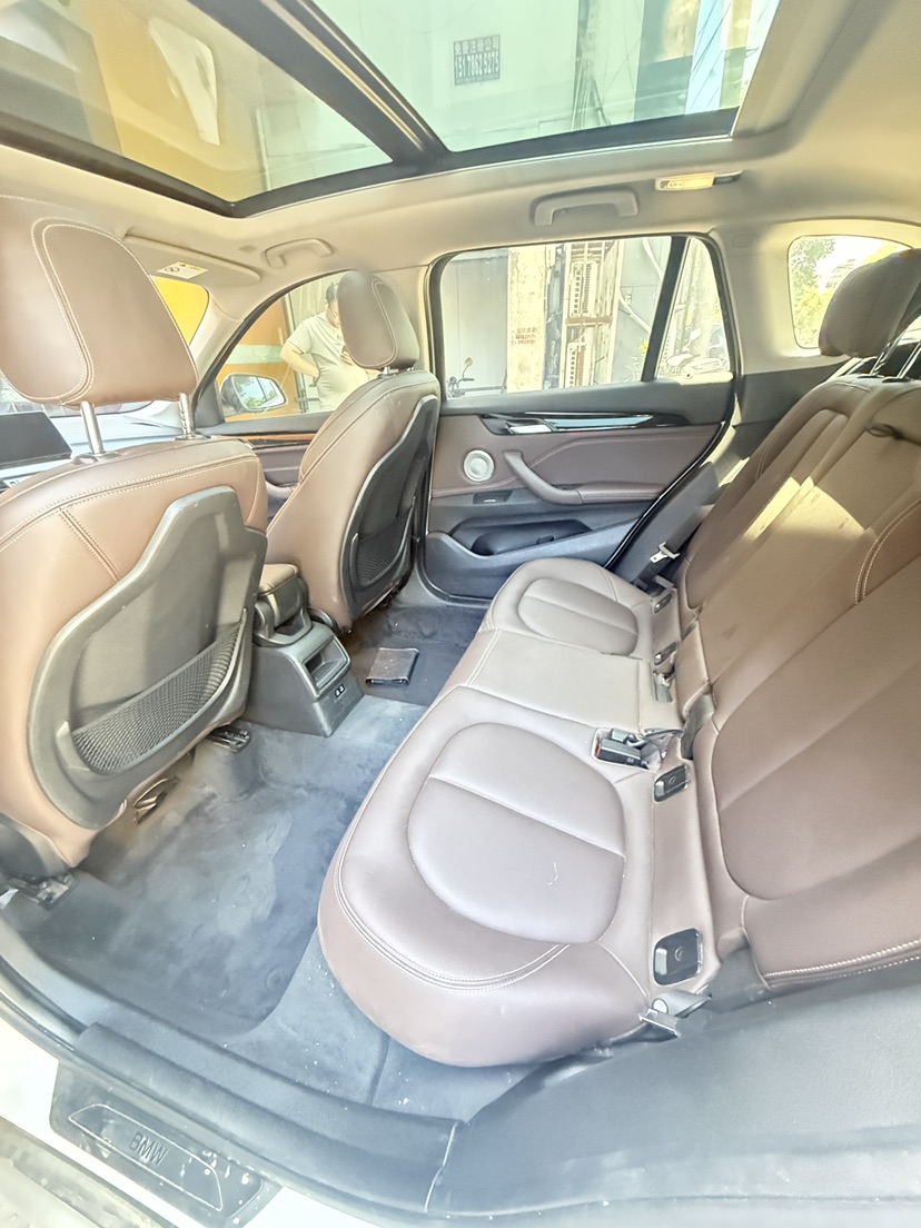 BMW X1 2023 car image #3