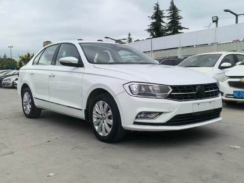 Volkswagen Bora 2018 imagen de coche #3