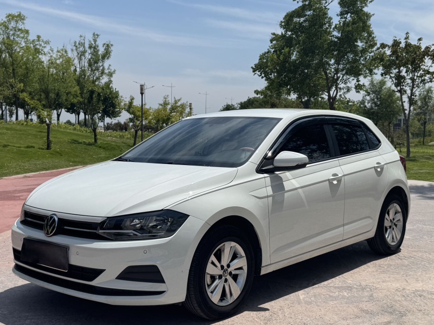 Volkswagen Polo 2024 car image 