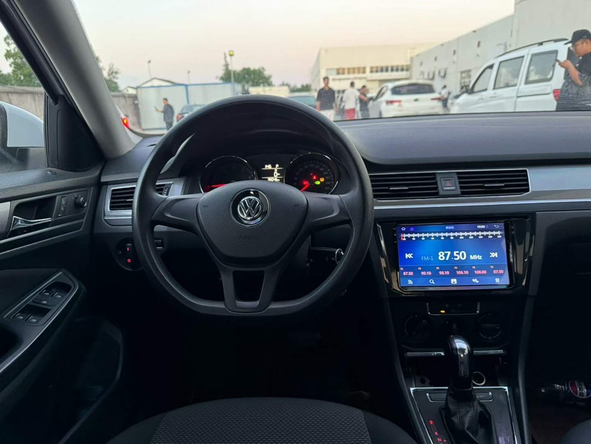 Volkswagen Bora 2018 car image #6