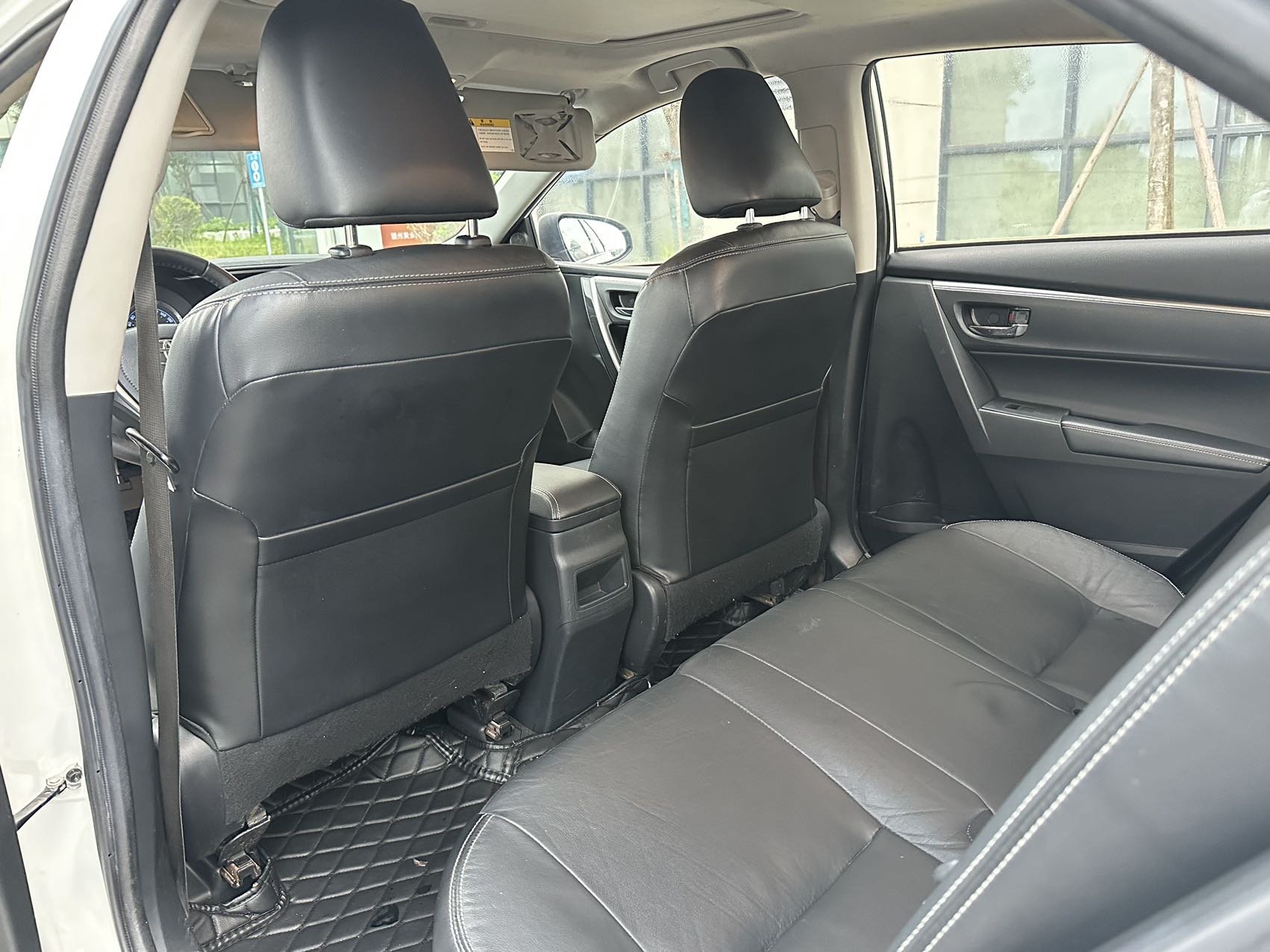 Toyota Corolla 2015 car image #5