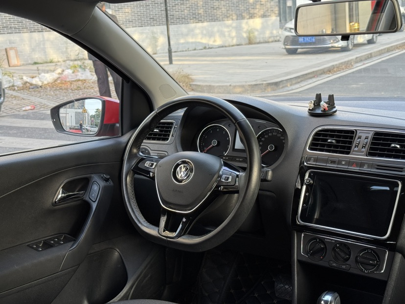 Volkswagen Polo 2019 #12 Volkswagen Polo 2019 car image #12