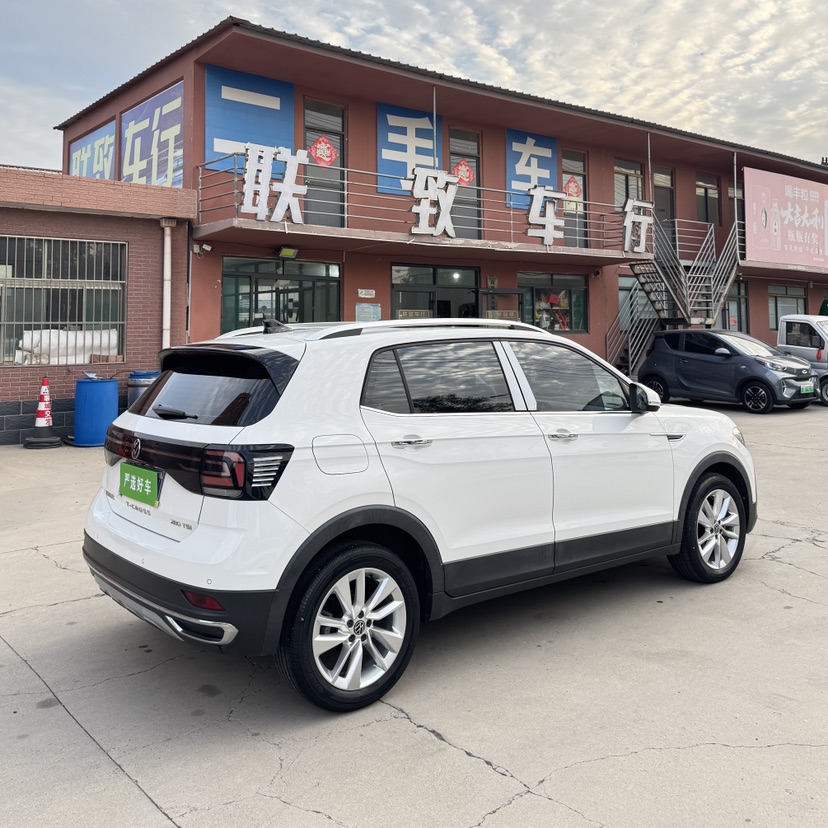 Volkswagen T-Cross 2021 #9 Volkswagen T-Cross 2021 car image #9