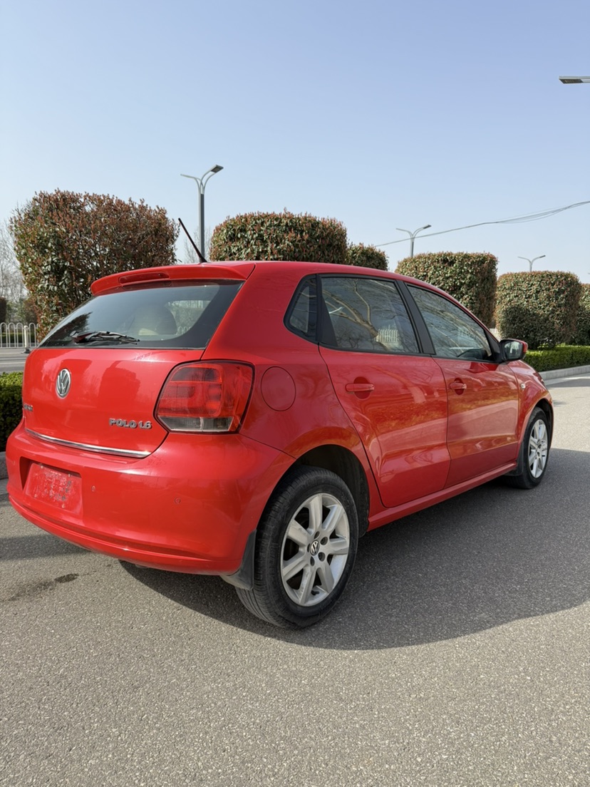 Volkswagen Polo 2012 #9 Volkswagen Polo 2012 car image #9