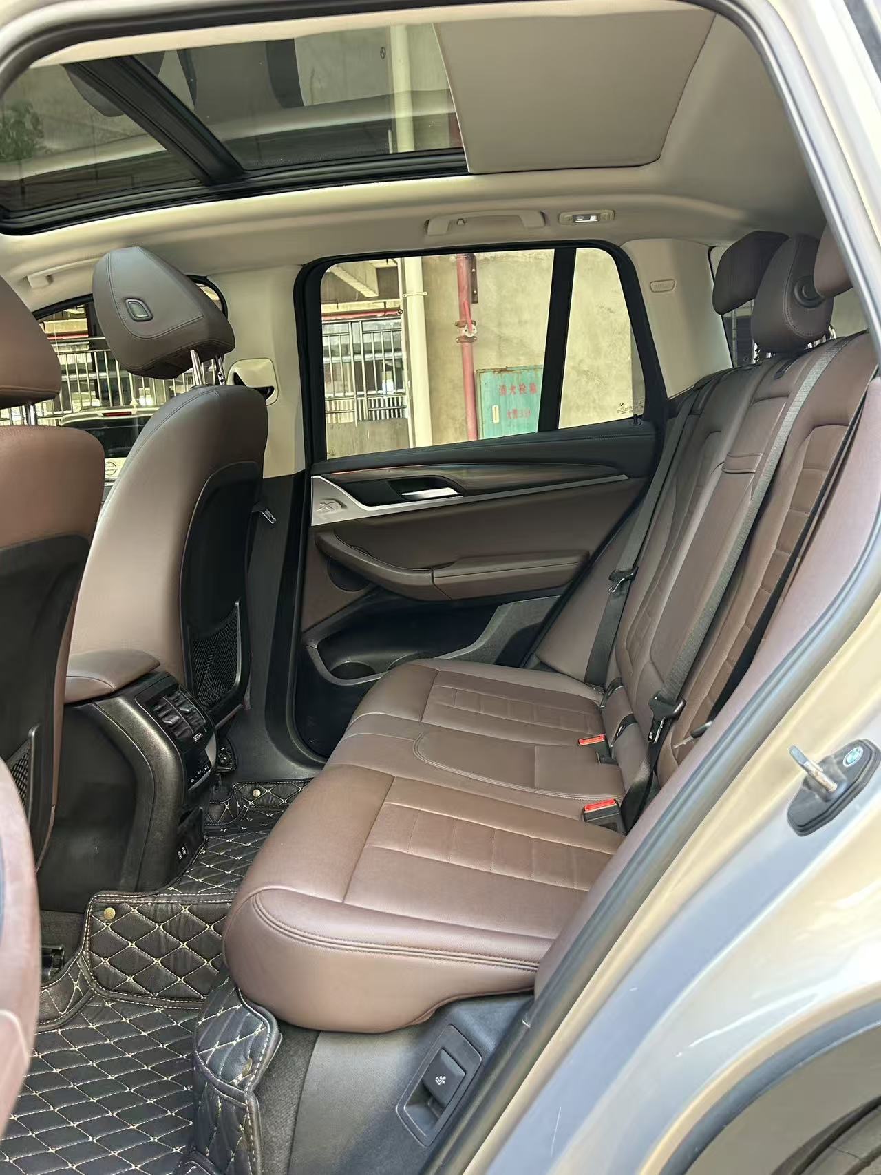 BMW X3 2019 car image #8