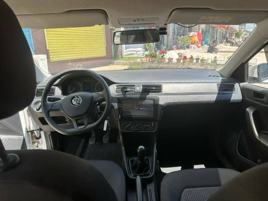 Volkswagen Santana 2019 immagine di auto #3