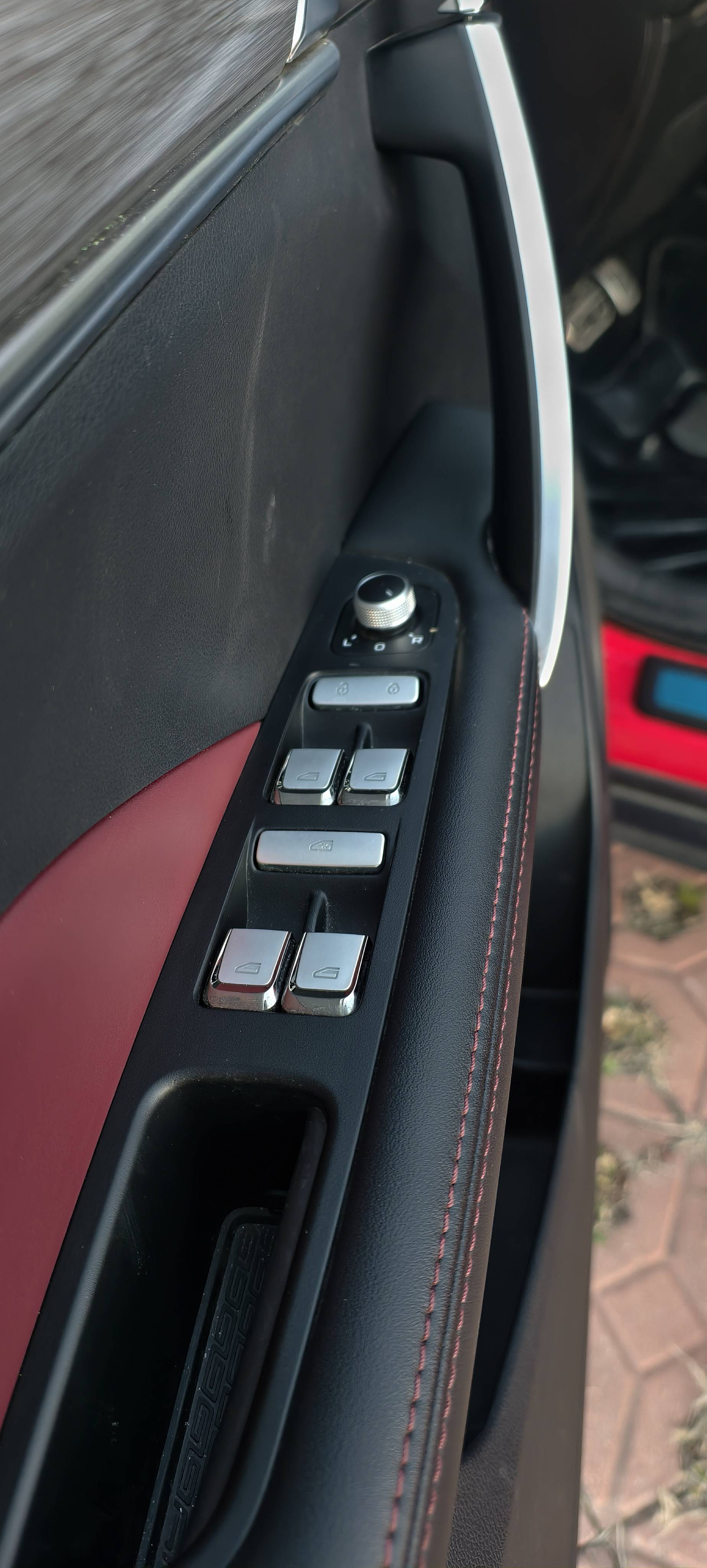GEELY Coolray 2021 car image #8