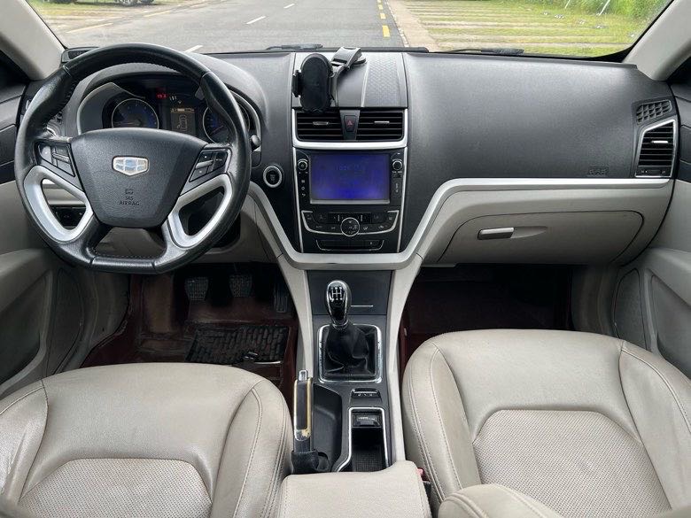 GEELY Emgrand 2015 #6 GEELY Emgrand 2015 car image #6