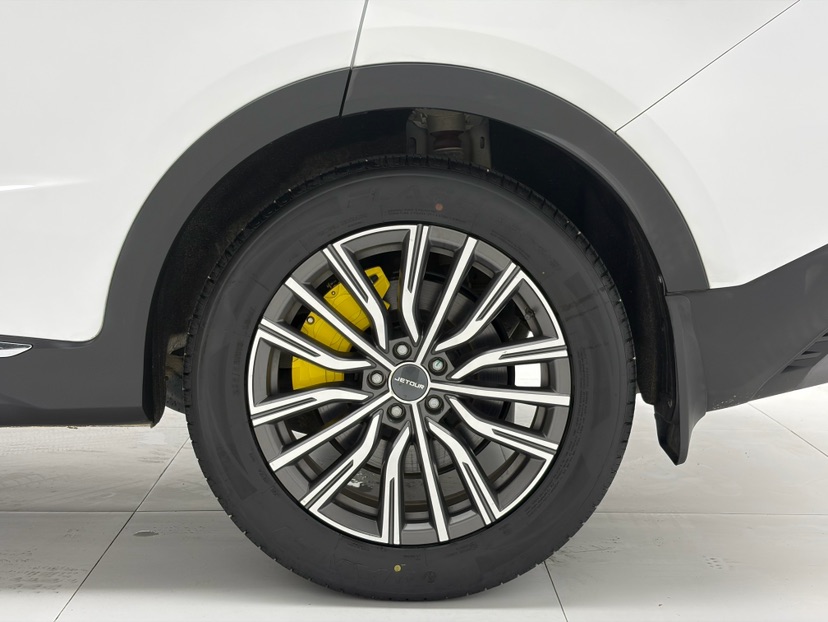 Jetour X70 PLUS 2023 car image #8
