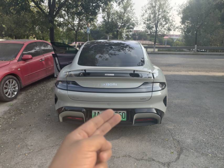 MI SU7 2025 car image #6