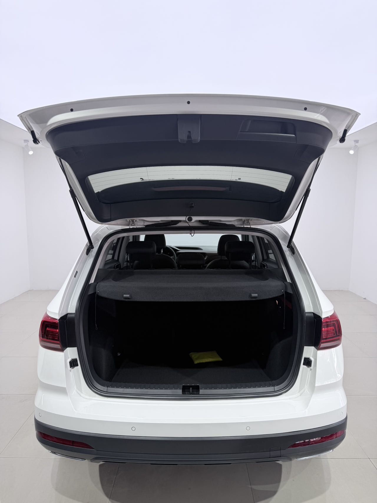 Volkswagen Tharu 2022 #15 Volkswagen Tharu 2022 car image #15