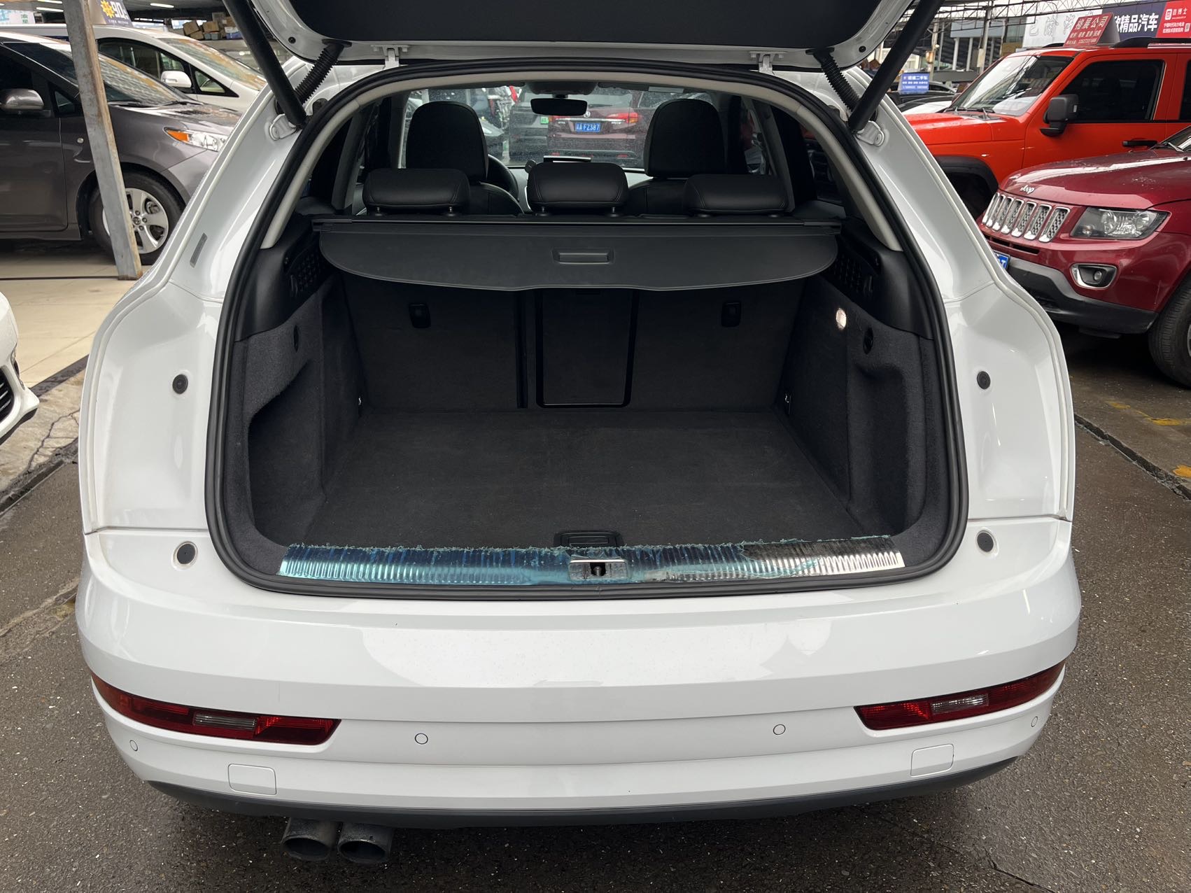 Audi Q3 2019 #11 Audi Q3 2019 car image #11