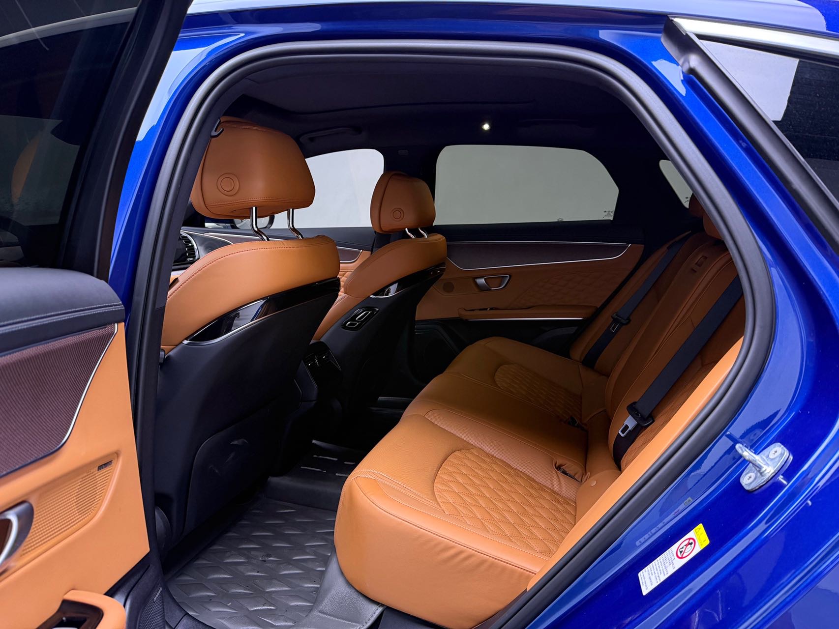 BYD Han 2022 #6 BYD Han 2022 car image #6