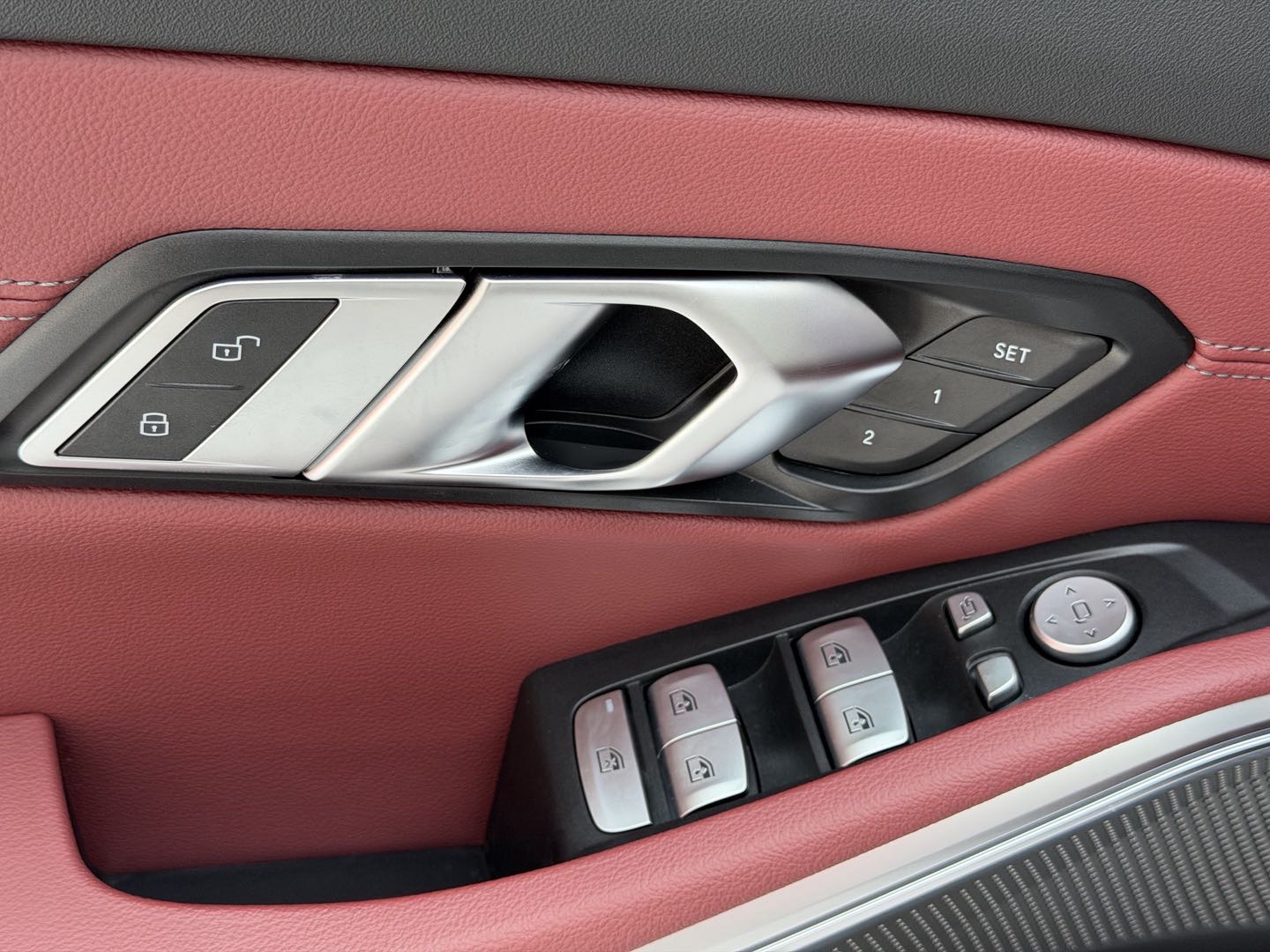BMW i3 2026 car image #9