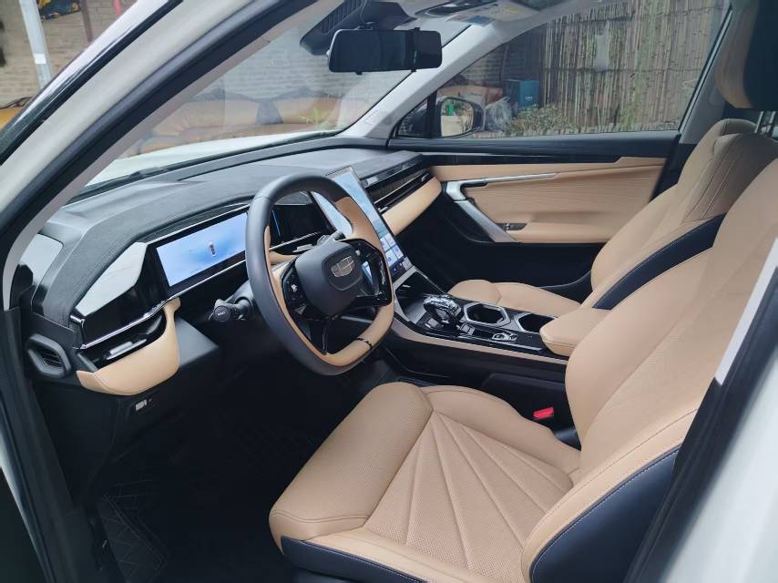 GEELY Boyue L 2023 car image #6