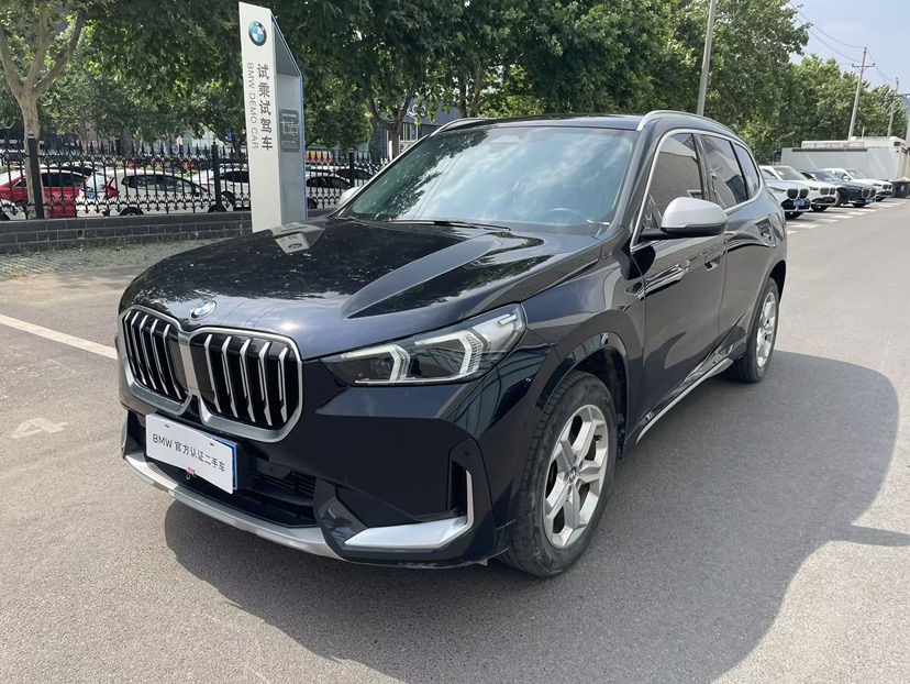 BMW X1 2023 car image #3