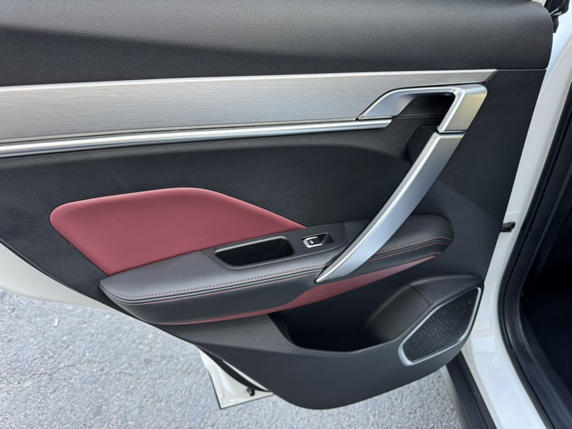 GEELY Coolray 2023 #16 GEELY Coolray 2023 car image #16