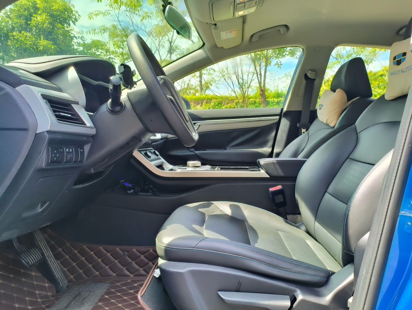 2019 immagine di auto #4