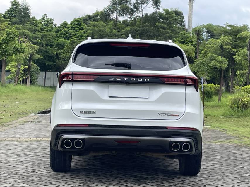 Jetour X70 PLUS 2022 car image #8