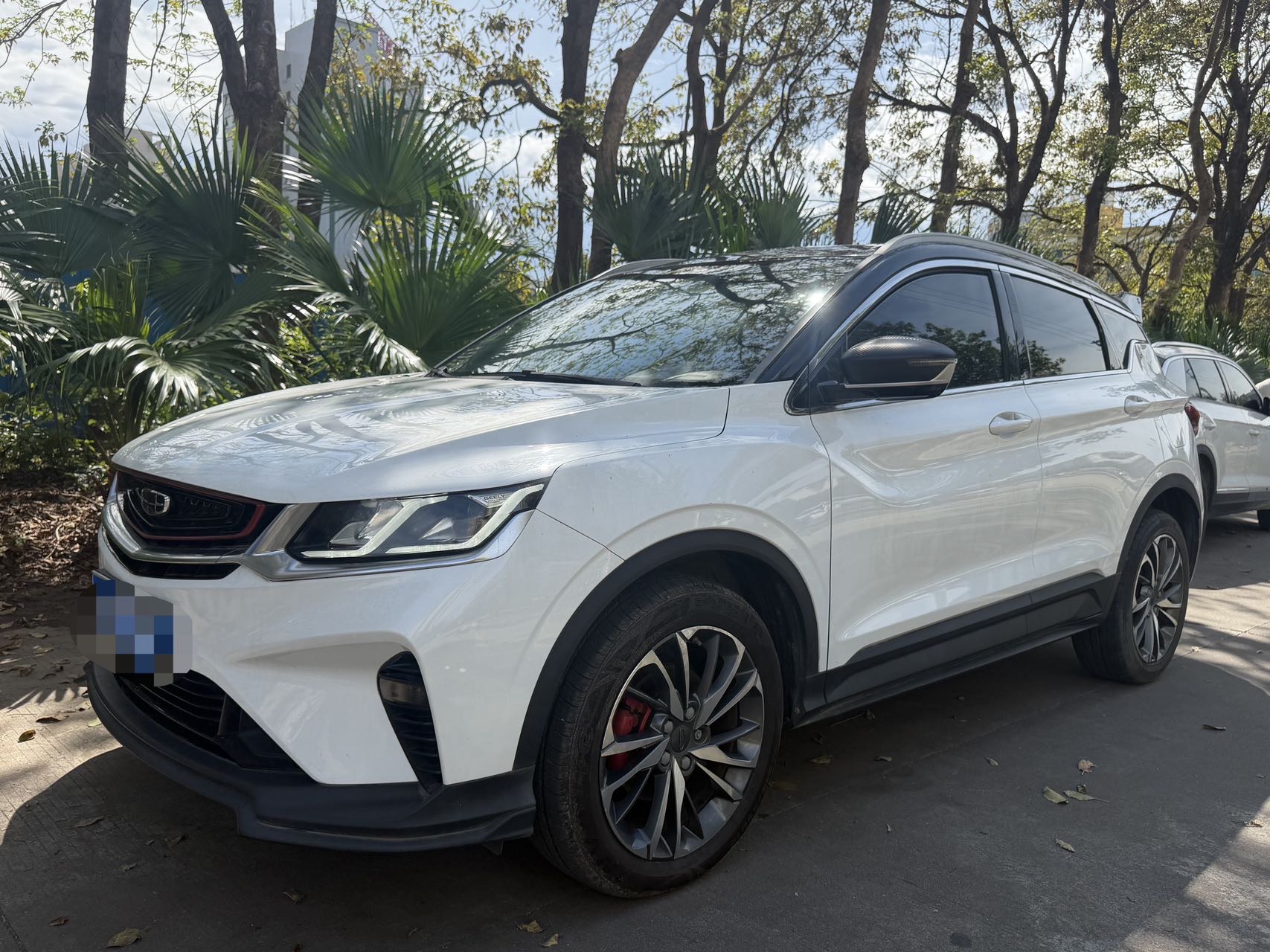 GEELY Coolray 2019 GEELY Coolray 2019 car image
