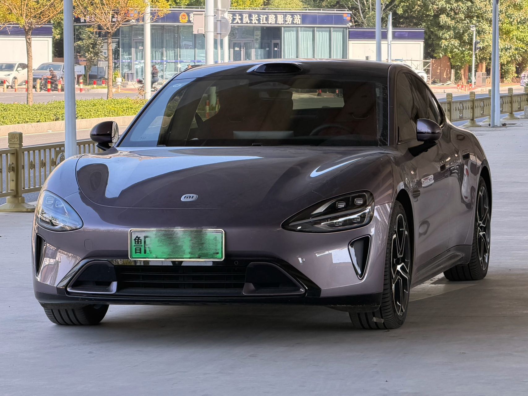MI SU7 2024 car image 