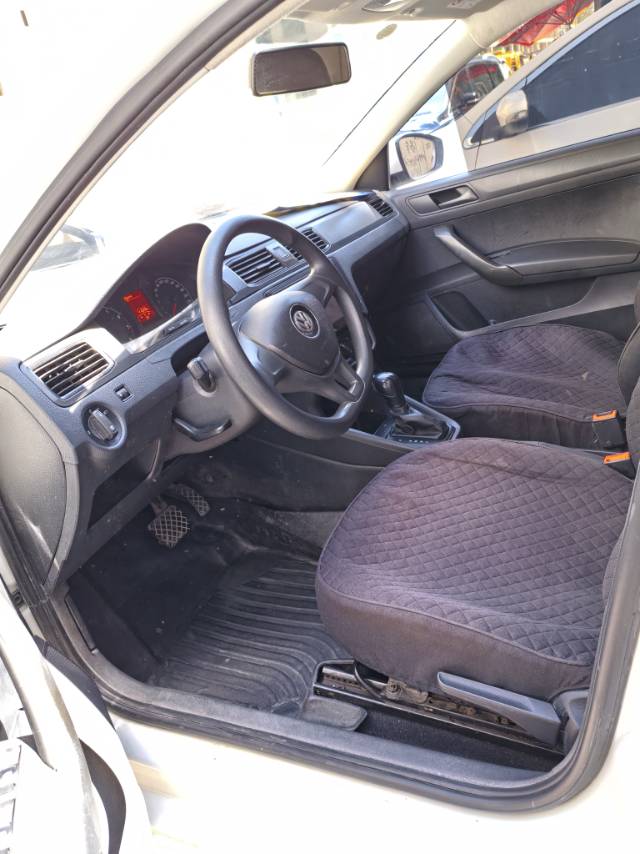 Volkswagen Santana 2021 car image #3