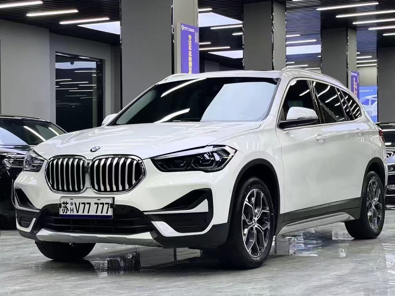 BMW X1 2021 car image 