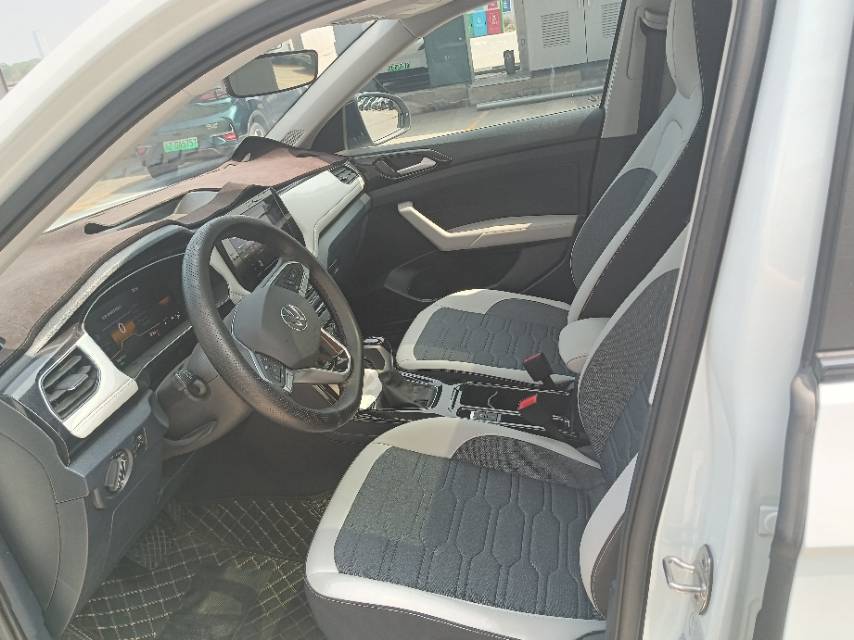 Volkswagen Tharu 2025 #6 Volkswagen Tharu 2025 car image #6