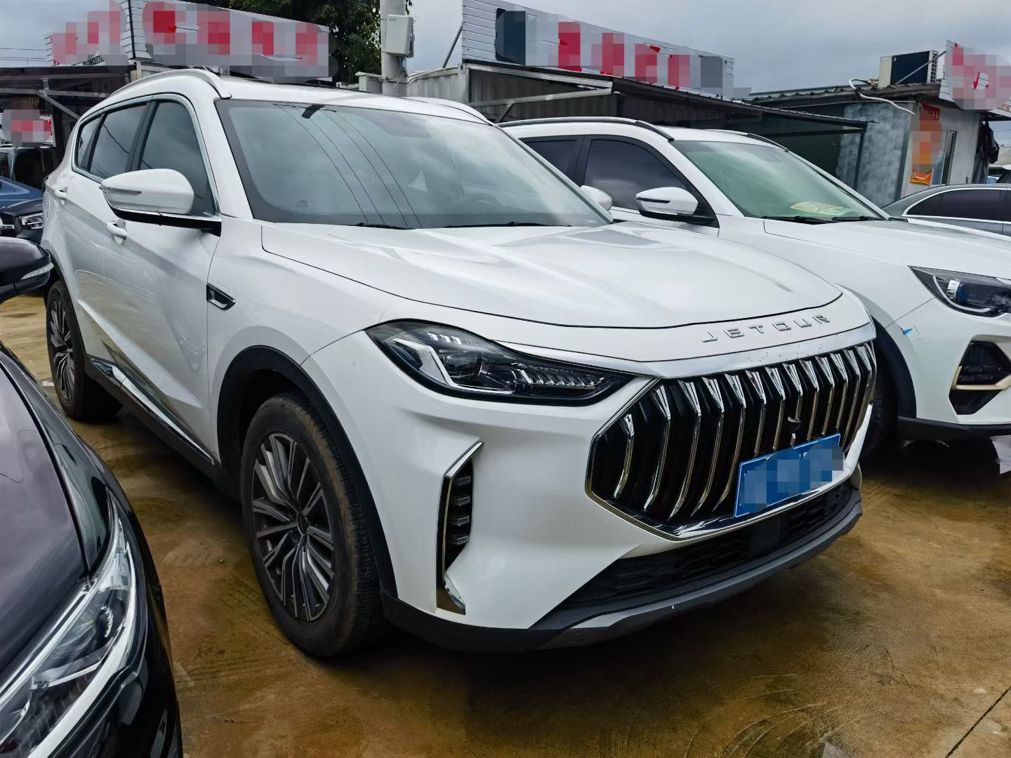 Jetour X70 PLUS 2024 car image #2