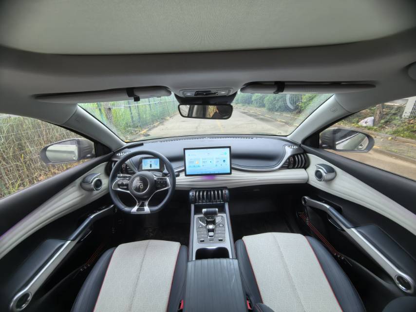 BYD Yuan Plus 2022 #4 BYD Yuan Plus 2022 car image #4