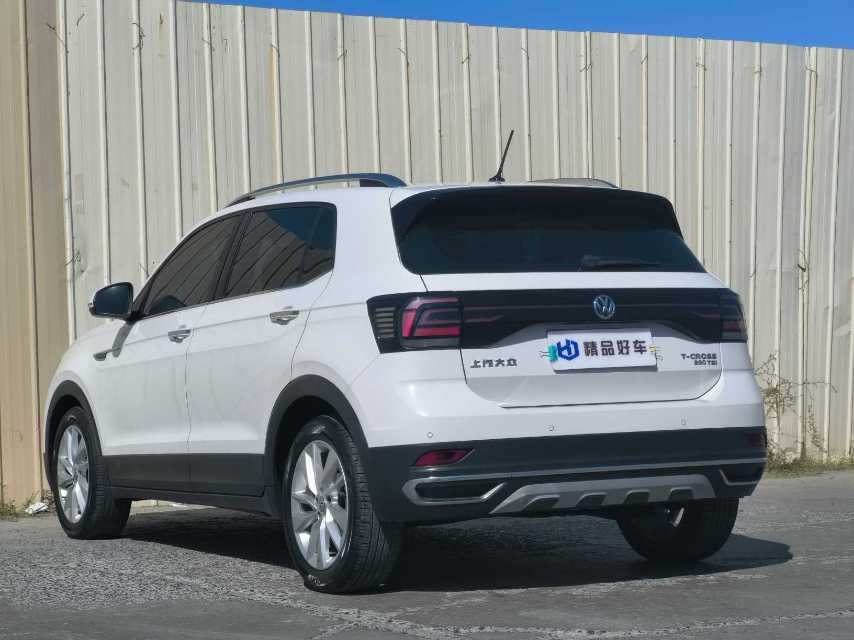 Volkswagen T-Cross 2020 #9 Volkswagen T-Cross 2020 car image #9