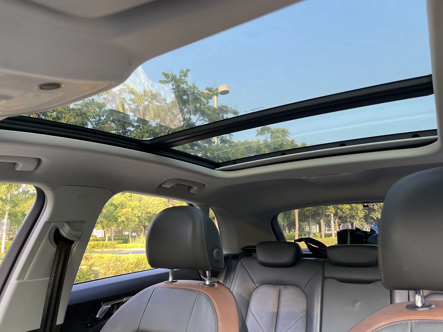 Audi Q3 2019 car image #14
