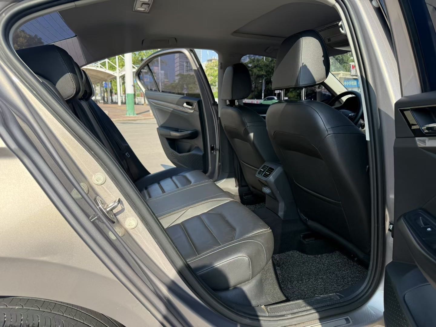 Volkswagen Bora 2019 car image #5