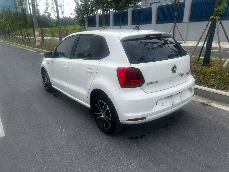 Volkswagen Polo 2015 #6 Volkswagen Polo 2015 car image #6