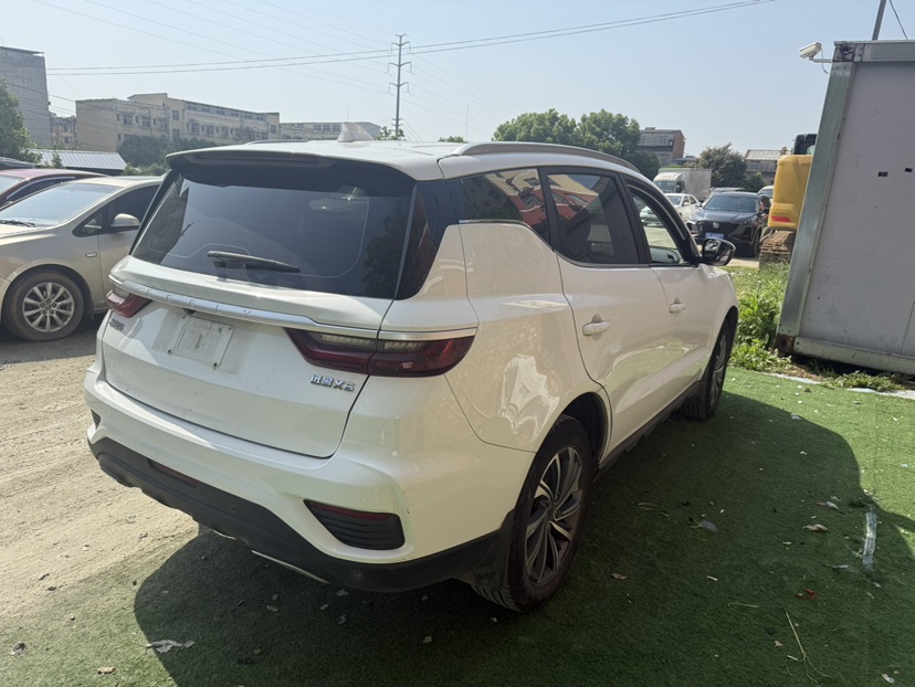 GEELY Vision X6 2020 car image #4
