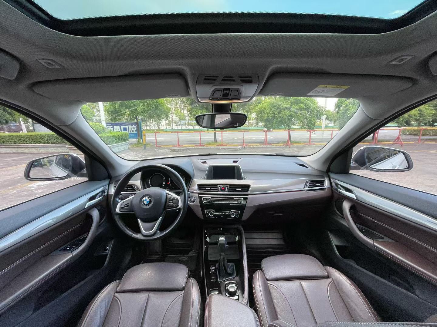 BMW X1 2018 car image #9