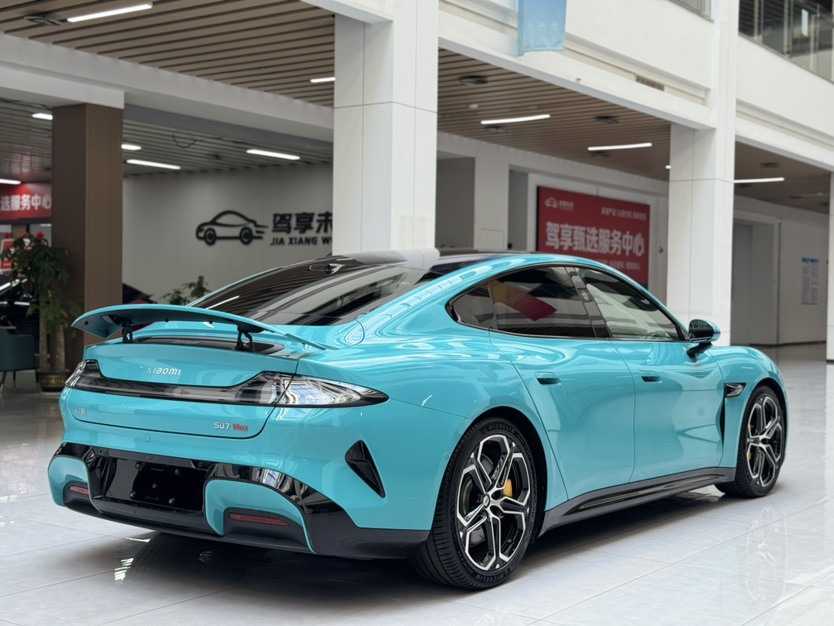 MI SU7 2025 car image #5