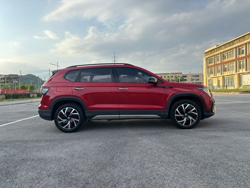 Volkswagen Tharu 2023 car image #8