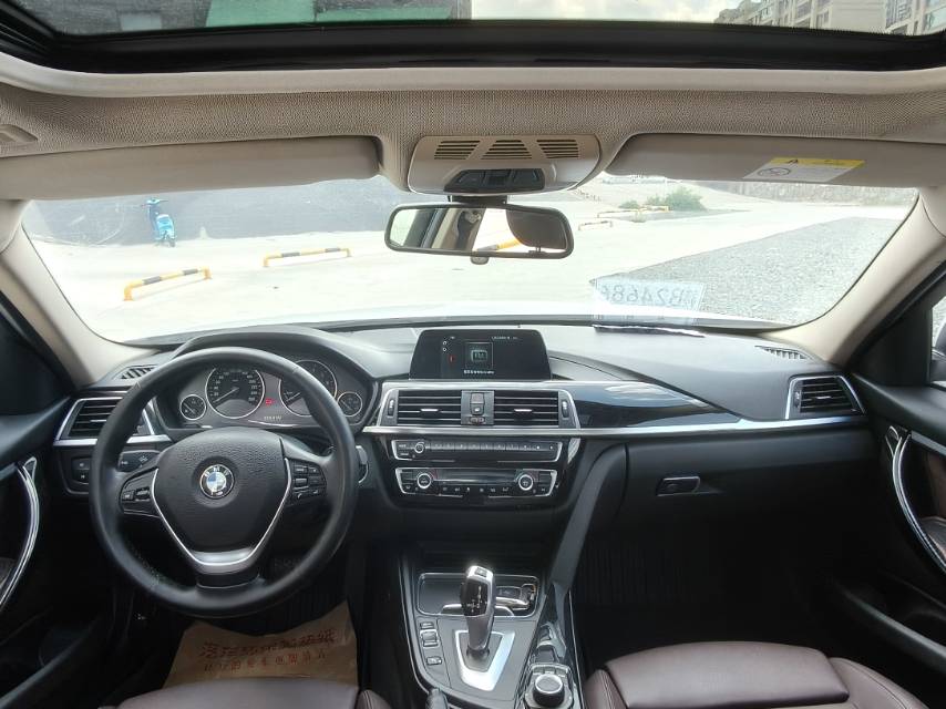 BMW 3 Series 2018 #10 BMW 3 Series 2018 car image #10