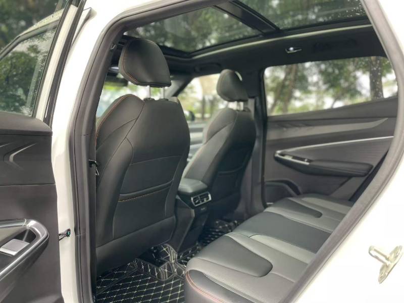 GEELY Boyue 2024 car image #6