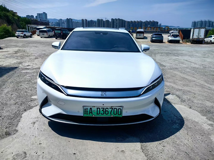 BYD Han 2021 #2 BYD Han 2021 car image #2