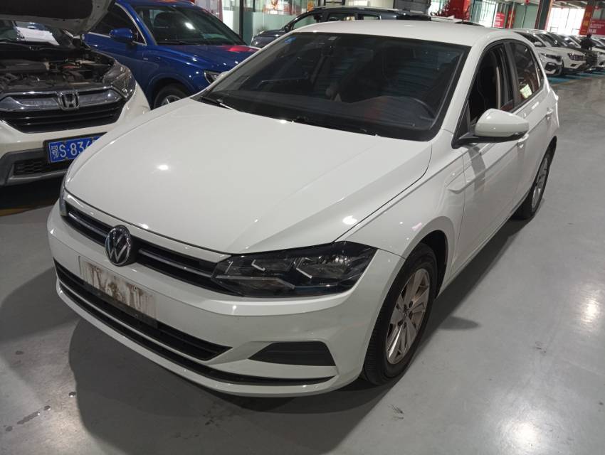 Volkswagen Polo 2023 car image 