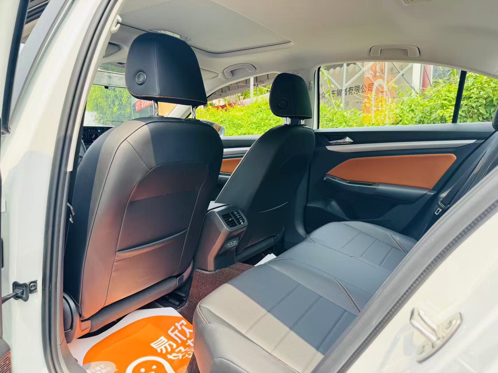 Volkswagen Bora 2025 car image #6