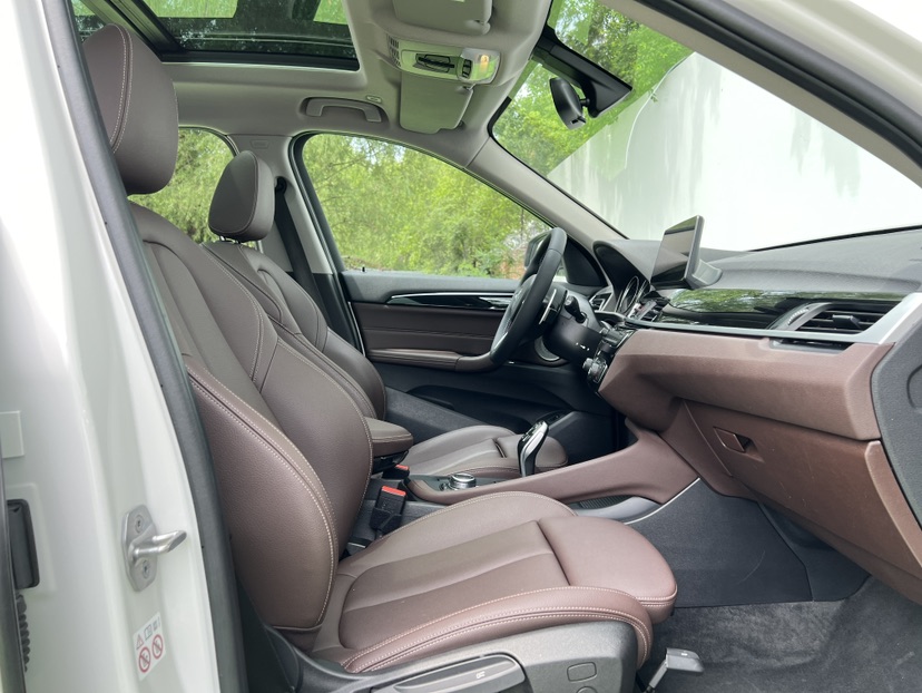 BMW X1 2022 car image #18