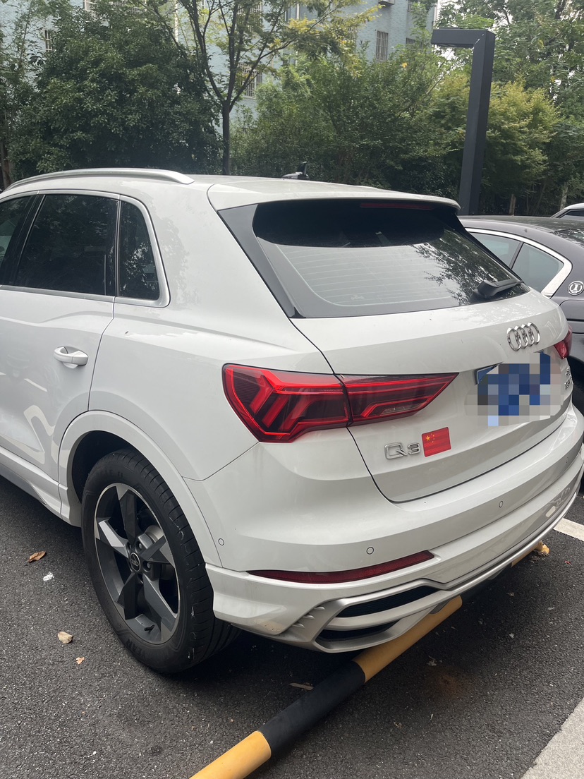 Audi Q3 2023 #2 Audi Q3 2023 car image #2