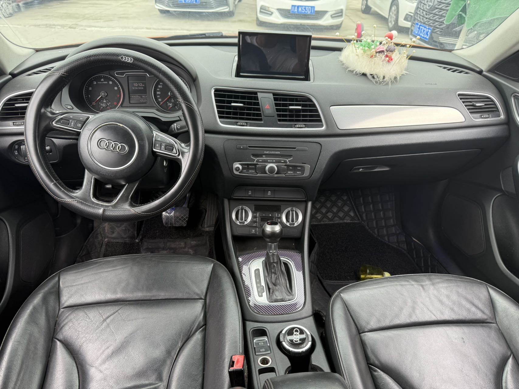 Audi Q3 2014 car image #6