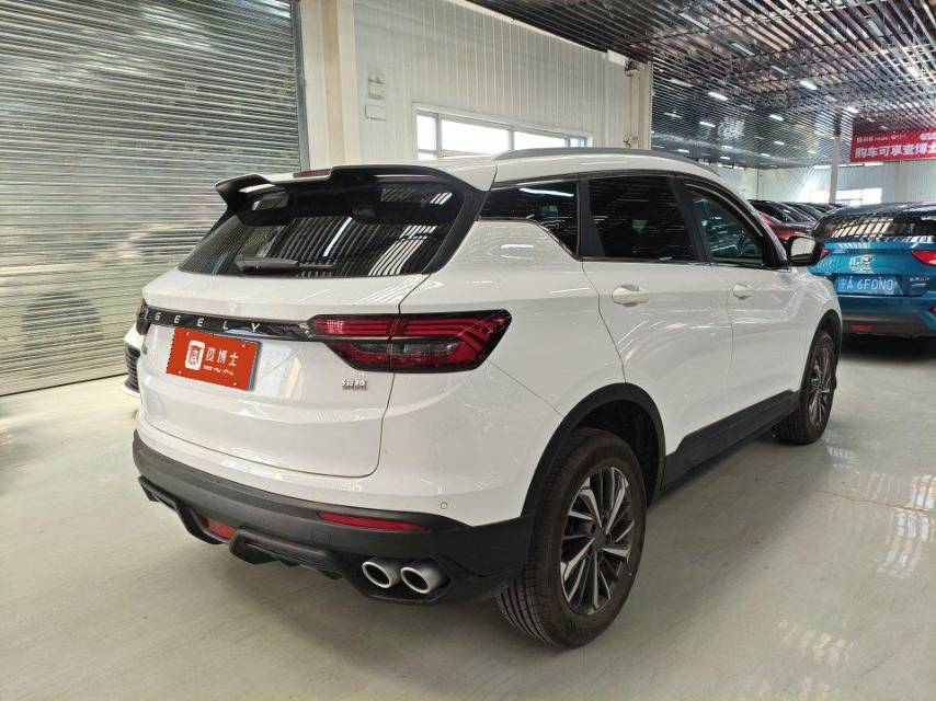 GEELY Coolray 2024 car image #2
