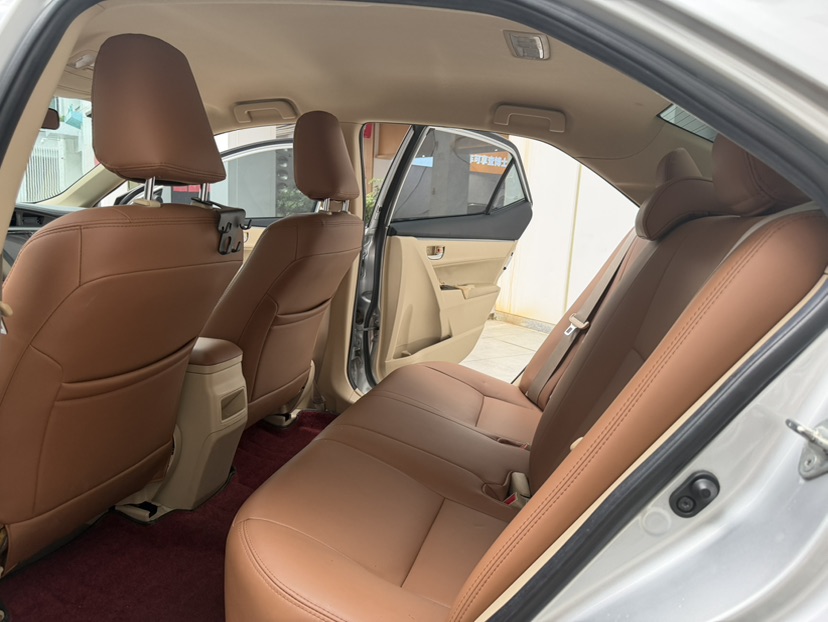 2015 car image #6
